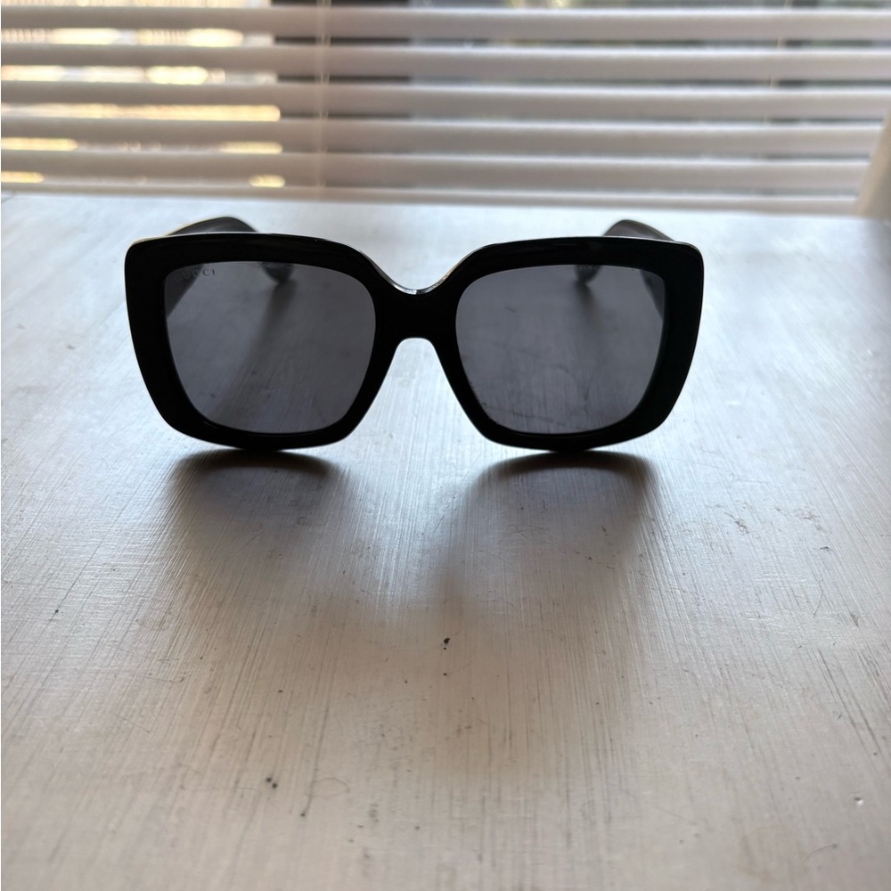 Designer Inspired Black Frame Sunglasses with Gold Accents - Picture 3 of 3